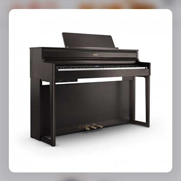 پیانو دیجیتال رولند HP 704 DR