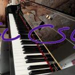 پیانو یاماها LX870 pro دارای آرام بند و یک پیانو حرفه ای